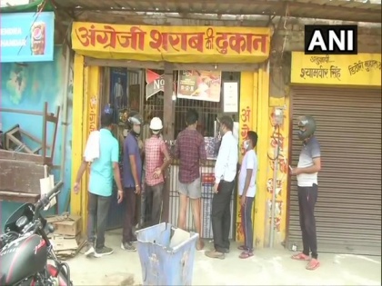 Liquor shops allowed to open in Varanasi for few hours | Liquor shops allowed to open in Varanasi for few hours