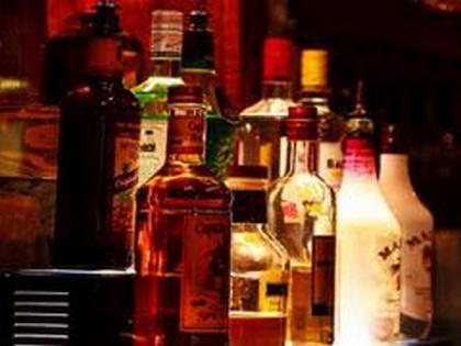 COVID-19 Lockdown: Pune Excise dept arrests 9, destroys 2,000 litres of illegal liquor | COVID-19 Lockdown: Pune Excise dept arrests 9, destroys 2,000 litres of illegal liquor
