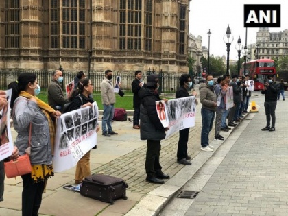 International Day of Victims of Enforced Disappearances: Sindhi Baloch Forum holds anti-Pak protest outside UK Parliament | International Day of Victims of Enforced Disappearances: Sindhi Baloch Forum holds anti-Pak protest outside UK Parliament