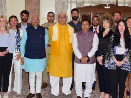 J&K L-G interacts with young delegates from 9 countries visiting India | J&K L-G interacts with young delegates from 9 countries visiting India J&K L-G interacts with young delegates from 9 countries visiting India | J&K L-G interacts with young delegates from 9 countries visiting India