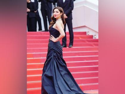 Pakistani actor Mahira Khan tests positive for coronavirus | Pakistani actor Mahira Khan tests positive for coronavirus Pakistani actor Mahira Khan tests positive for coronavirus | Pakistani actor Mahira Khan tests positive for coronavirus