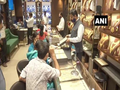 COVID-19 surge hampers jewellery sales during wedding season in Patna | COVID-19 surge hampers jewellery sales during wedding season in Patna