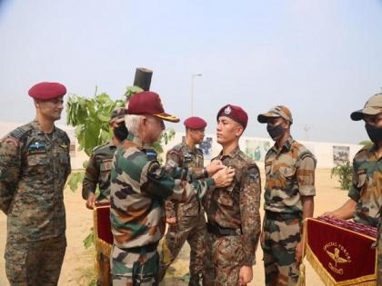 Maroon Beret Ceremonial Parade held at Chandinagar's Garud Regimental Training Centre | Maroon Beret Ceremonial Parade held at Chandinagar's Garud Regimental Training Centre