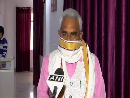 Uttarakhand districts categorised into 3 zones for lockdown implementation: Minister | Uttarakhand districts categorised into 3 zones for lockdown implementation: Minister Uttarakhand districts categorised into 3 zones for lockdown implementation: Minister | Uttarakhand districts categorised into 3 zones for lockdown implementation: Minister