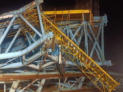 14 killed as crane crashes on girder in Thane | 14 killed as crane crashes on girder in Thane 14 killed as crane crashes on girder in Thane | 14 killed as crane crashes on girder in Thane