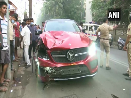 Mumbai: Driver held after overspeeding car kills Zomato delivery boy | Mumbai: Driver held after overspeeding car kills Zomato delivery boy