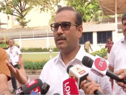 Maharashtra assembly discusses ways to tackle coronavirus | Maharashtra assembly discusses ways to tackle coronavirus Maharashtra assembly discusses ways to tackle coronavirus | Maharashtra assembly discusses ways to tackle coronavirus