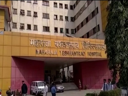 Doctors successfully operate on child with four hands, four legs at Indore govt hospital | Doctors successfully operate on child with four hands, four legs at Indore govt hospital