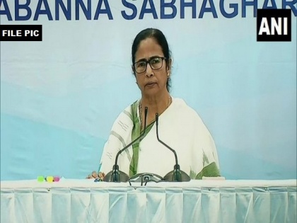 Mamata Banerjee announces guidelines for Durga Puja celebrations, says won't allow cultural events at pandals | Mamata Banerjee announces guidelines for Durga Puja celebrations, says won't allow cultural events at pandals