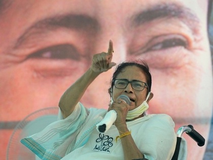 Will provide free COVID-19 vaccination to all above 18 yrs in Bengal after May 5: Mamata Banerjee | Will provide free COVID-19 vaccination to all above 18 yrs in Bengal after May 5: Mamata Banerjee