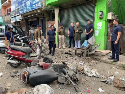 Manipur Govt to lift ban on mobile internet in district HQs unaffected by violence | Manipur Govt to lift ban on mobile internet in district HQs unaffected by violence Manipur Govt to lift ban on mobile internet in district HQs unaffected by violence | Manipur Govt to lift ban on mobile internet in district HQs unaffected by violence