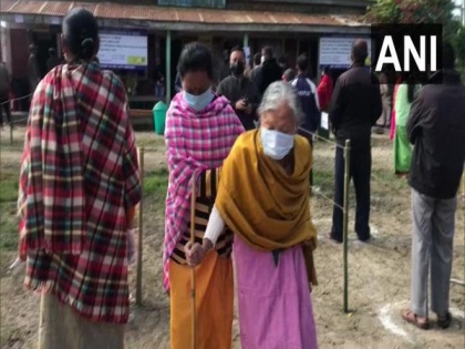 Manipur bypolls: 43.54 per cent voter turnout till 11 am | Manipur bypolls: 43.54 per cent voter turnout till 11 am