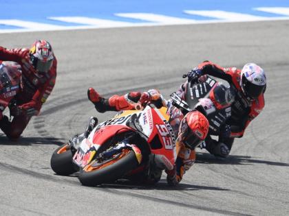 Fighting fourth from Honda's Marquez ignites Spanish GP crowd | Fighting fourth from Honda's Marquez ignites Spanish GP crowd