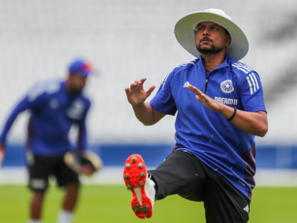 India should find a way to include Kuldeep for fifth Test: Parthiv Patel | India should find a way to include Kuldeep for fifth Test: Parthiv Patel