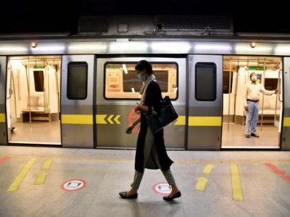 Delhi Metro's Pink line experiences delay in service | Delhi Metro's Pink line experiences delay in service