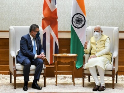 PM Modi meets COP26 President, discuss India-UK cooperation on climate change agenda | PM Modi meets COP26 President, discuss India-UK cooperation on climate change agenda
