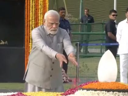 Prez, PM pay tributes to Atal Bihari Vajpayee on his death anniversary | Prez, PM pay tributes to Atal Bihari Vajpayee on his death anniversary Prez, PM pay tributes to Atal Bihari Vajpayee on his death anniversary | Prez, PM pay tributes to Atal Bihari Vajpayee on his death anniversary