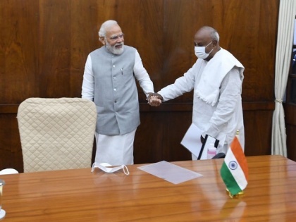 Respect for PM Modi increased manifold after he turned down my wish to resign from LS in 2014: HD Deve Gowda | Respect for PM Modi increased manifold after he turned down my wish to resign from LS in 2014: HD Deve Gowda