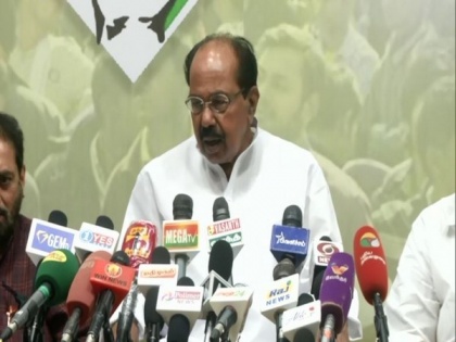 Moily slams AIADMK govt over unemployment, says DMK-Cong alliance will win TN Assembly polls | Moily slams AIADMK govt over unemployment, says DMK-Cong alliance will win TN Assembly polls