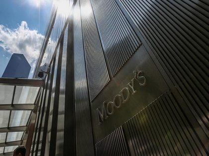 Moody's rates TCS, Infosys, RIL above the sovereign | Moody's rates TCS, Infosys, RIL above the sovereign