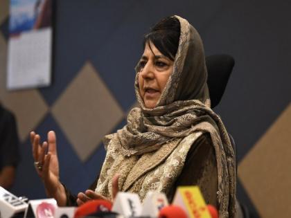 PDP worker shot at in Pulwama; Mufti condemns attack | PDP worker shot at in Pulwama; Mufti condemns attack
