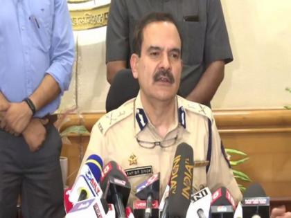 Peaceful anti-CAA protests can continue, says new Mumbai Police Commissioner | Peaceful anti-CAA protests can continue, says new Mumbai Police Commissioner Peaceful anti-CAA protests can continue, says new Mumbai Police Commissioner | Peaceful anti-CAA protests can continue, says new Mumbai Police Commissioner
