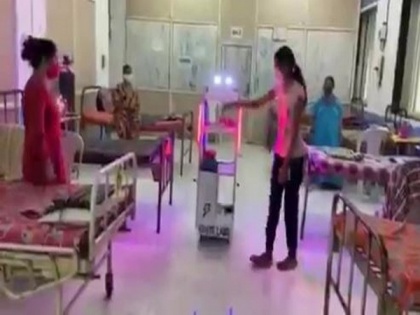 Private hospital in Mumbai gets its first robot to assist healthcare staff | Private hospital in Mumbai gets its first robot to assist healthcare staff