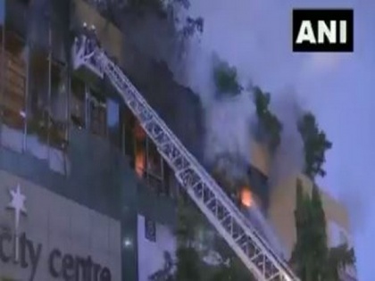 Fire at Mumbai's Nagpada mall declared level 5, firefighting operations underway | Fire at Mumbai's Nagpada mall declared level 5, firefighting operations underway