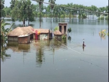 Bihar: Villagers in Muzaffarpur's Sahebganj continue to suffer due to flooding of Burhi Gandak river | Bihar: Villagers in Muzaffarpur's Sahebganj continue to suffer due to flooding of Burhi Gandak river