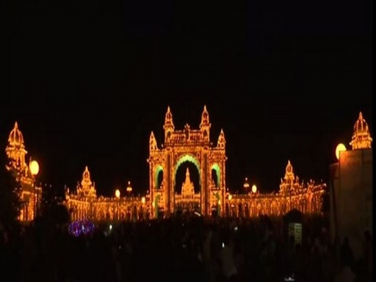 Karnataka: Mysuru Palace lights up on final day of Dasara celebrations | Karnataka: Mysuru Palace lights up on final day of Dasara celebrations