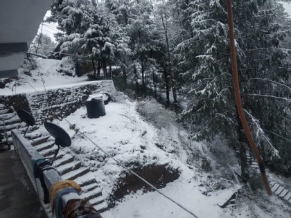 Parts of Himachal Pradesh receive fresh snowfall | Parts of Himachal Pradesh receive fresh snowfall