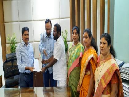 4 BJP corporators resign from Navi Mumbai Municipal Corporation | 4 BJP corporators resign from Navi Mumbai Municipal Corporation 4 BJP corporators resign from Navi Mumbai Municipal Corporation | 4 BJP corporators resign from Navi Mumbai Municipal Corporation