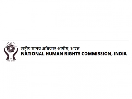 NHRC issues notice to UP govt over reports of child's death due to negligence of doctors | NHRC issues notice to UP govt over reports of child's death due to negligence of doctors