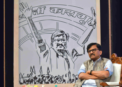 Hindi row: No Uddhav-Raj joint morcha on July 5 as Maha govt withdraws notifications, says Sanjay Raut | Hindi row: No Uddhav-Raj joint morcha on July 5 as Maha govt withdraws notifications, says Sanjay Raut
