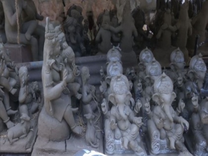 Nagpur idol makers worried ahead of Ganesh Chaturthi | Nagpur idol makers worried ahead of Ganesh Chaturthi