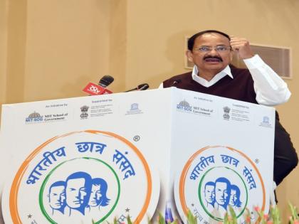 Naidu urges youth to take lead in fighting corruption, terrorism, religious fundamentalism, casteism | Naidu urges youth to take lead in fighting corruption, terrorism, religious fundamentalism, casteism