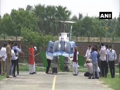 Narendra Singh Tomar flags-off helicopter for locust control operations | Narendra Singh Tomar flags-off helicopter for locust control operations