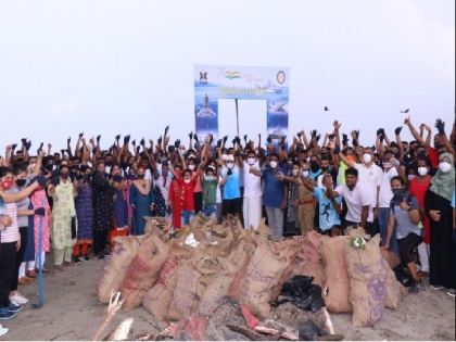 Southern Naval Command observes International Coastal Clean-up Day in Kochi | Southern Naval Command observes International Coastal Clean-up Day in Kochi