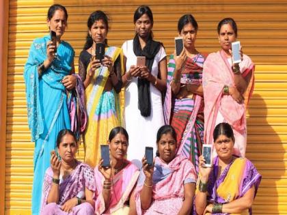 Haqdarshak launches Yojana Card for Workers and MSMEs, Plans to Tap 100M Users by 2025 | Haqdarshak launches Yojana Card for Workers and MSMEs, Plans to Tap 100M Users by 2025
