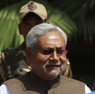 Kin of 4 migrant workers who were shot at in Kashmir blame Nitish for job scarcity in Bihar | Kin of 4 migrant workers who were shot at in Kashmir blame Nitish for job scarcity in Bihar Kin of 4 migrant workers who were shot at in Kashmir blame Nitish for job scarcity in Bihar | Kin of 4 migrant workers who were shot at in Kashmir blame Nitish for job scarcity in Bihar