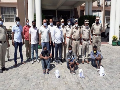 3 Nigerian nationals held with 2.4 kg heroin from Delhi | 3 Nigerian nationals held with 2.4 kg heroin from Delhi