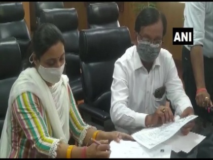 UP: Widow of businessman killed in Gorakhpur raid joins as OSD in Kanpur Development Authority | UP: Widow of businessman killed in Gorakhpur raid joins as OSD in Kanpur Development Authority
