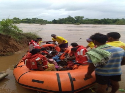 35 evacuated to safer place from flood-affected area in Odisha | 35 evacuated to safer place from flood-affected area in Odisha