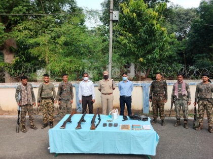 Arms, ammunition recovered in Odisha's Malkangiri in joint anti-Naxal operation by security forces | Arms, ammunition recovered in Odisha's Malkangiri in joint anti-Naxal operation by security forces