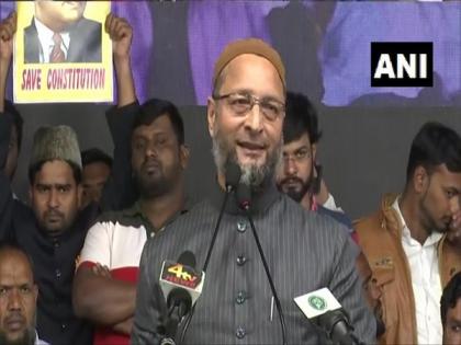 Owaisi slams Pak PM, says "Mr Khan should worry about Pak, we are proud Indian Muslims" | Owaisi slams Pak PM, says "Mr Khan should worry about Pak, we are proud Indian Muslims"