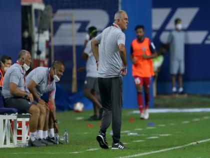 ISL 7: Jamshedpur FC coach lashes out at referee for disallowing Lima's goal | ISL 7: Jamshedpur FC coach lashes out at referee for disallowing Lima's goal ISL 7: Jamshedpur FC coach lashes out at referee for disallowing Lima's goal | ISL 7: Jamshedpur FC coach lashes out at referee for disallowing Lima's goal