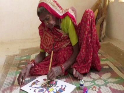 MP: Paintings of 80-year-old tribal woman on exhibit in Italy | MP: Paintings of 80-year-old tribal woman on exhibit in Italy