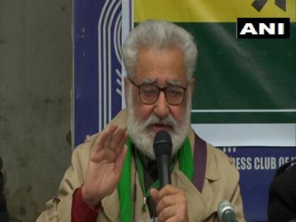 Farmer unions threaten to march into Delhi on January 26, hold tractor parade | Farmer unions threaten to march into Delhi on January 26, hold tractor parade Farmer unions threaten to march into Delhi on January 26, hold tractor parade | Farmer unions threaten to march into Delhi on January 26, hold tractor parade