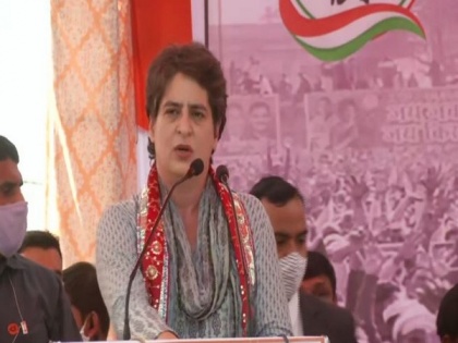 Priyanka Gandhi holds emergency meeting with Congress UP leaders amid rising COVID-19 cases | Priyanka Gandhi holds emergency meeting with Congress UP leaders amid rising COVID-19 cases
