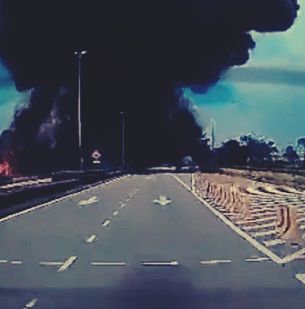 Malaysia: 10 killed as plane crashes on Kuala Lumpur expressway | Malaysia: 10 killed as plane crashes on Kuala Lumpur expressway